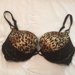 Victorias Secret Miraculous Plunge leopard bra 36C